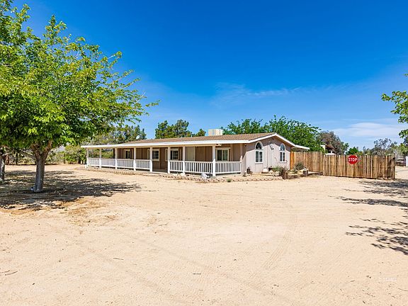 3rd image of 4606 W Drummond Ave