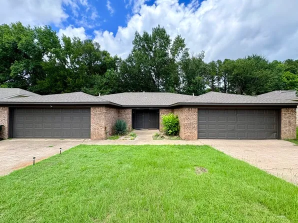 4418 Edinburgh Dr, Tyler, TX 75703