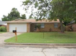 553 E 139th Pl, Glenpool, OK 74033