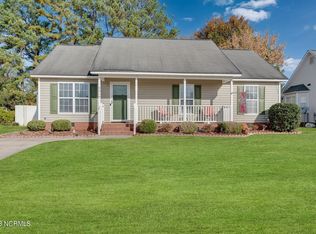 2310 Wedgewood Dr, Winterville, NC 28590