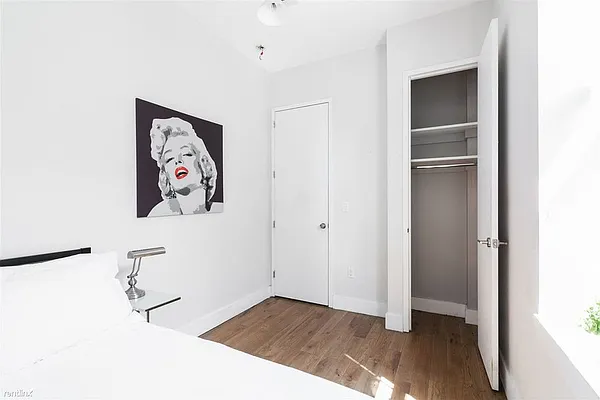 Rented by Rennit Inc. | media 9