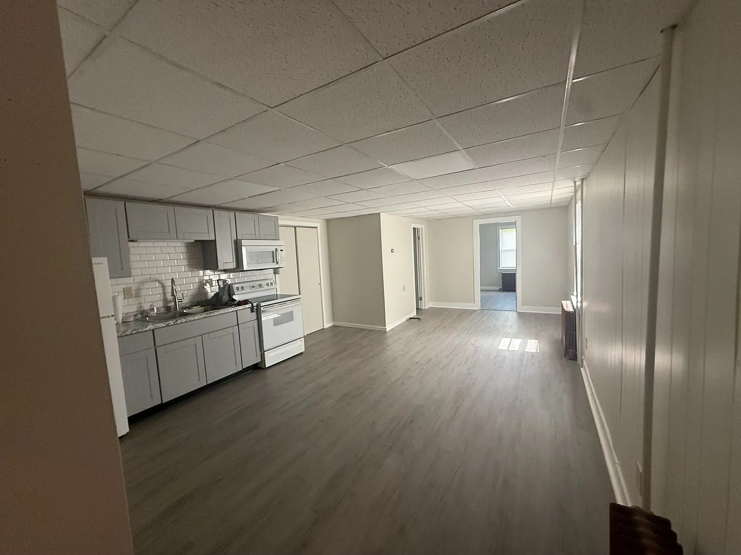 941 Port Carbon Street — Photo 2