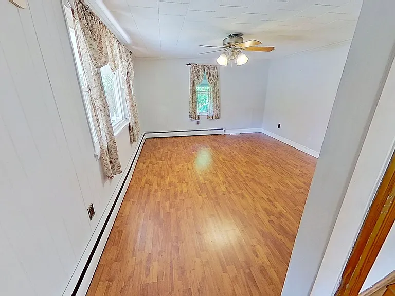 254 Ridge Ave — Photo 4