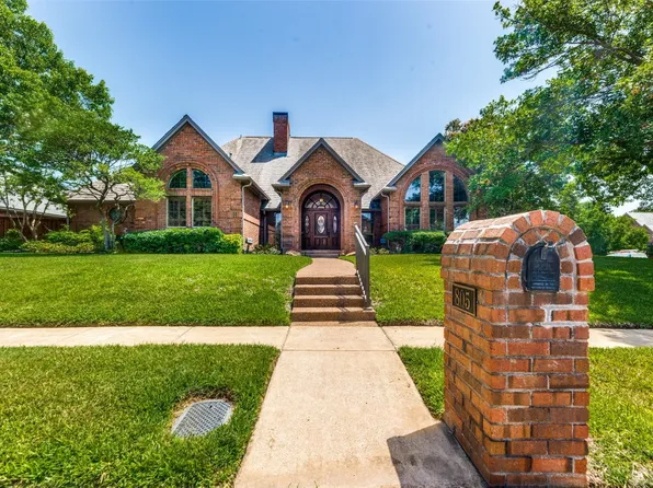 805 Overlake Ct, Euless, TX 76039