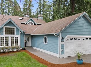 24908 Lake Wilderness Country Club Drive SE, Maple Valley, WA