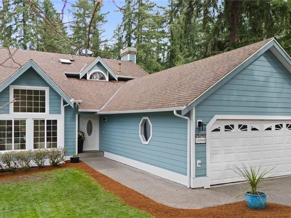 24908 Lake Wilderness Country Club Drive SE, Maple Valley, WA 98038