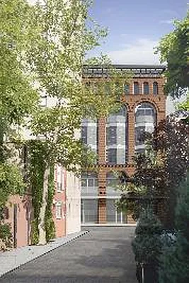 Sold by Corcoran | media 19