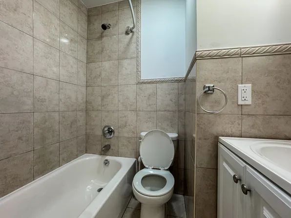 126 Withers Street image 21 of 26