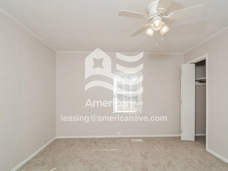 1774800_006_wm_-_main_bedroom_13322588.jpg