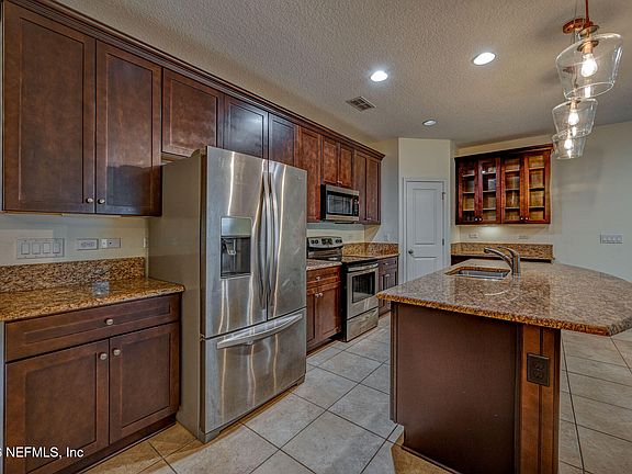 5th image of 3276 CHESTNUT RIDGE Way