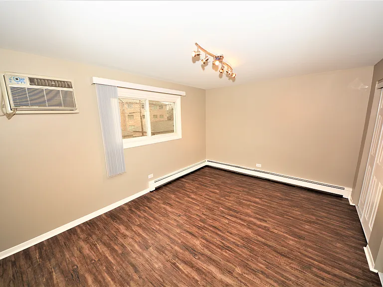 9422 S 78th Ct #2 — Photo 12