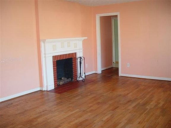 2nd image of 251 Stevenson Dr