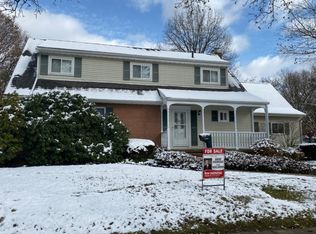 2931 Thomas Dr, Stow, OH 44224