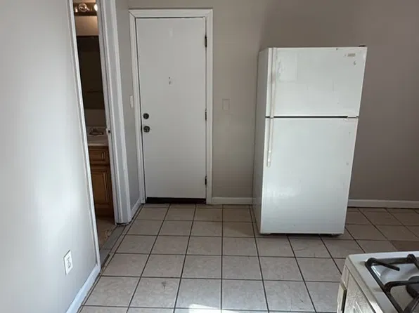 561-563 Bond St #1R, Elizabethport, NJ 07206