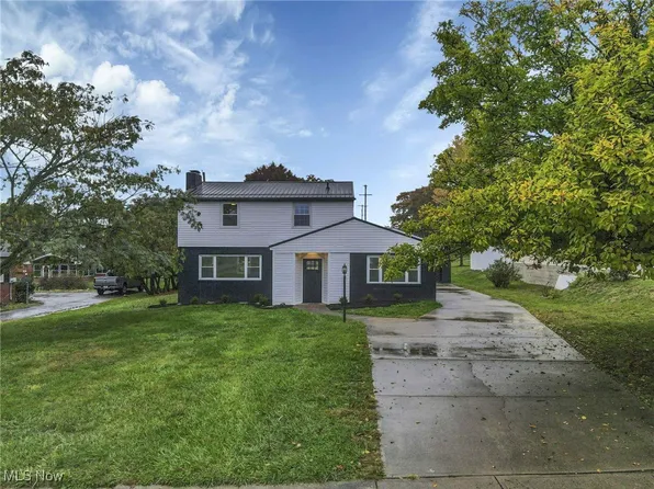 1425 Marion Ave, Zanesville, OH 43701