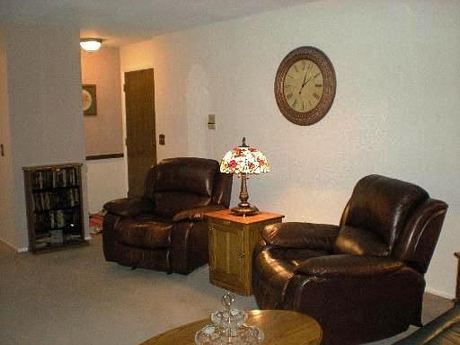 3rd image of 351 Newgate Ct Unit B1