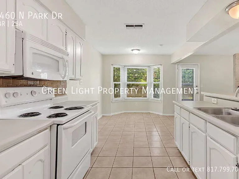 6460 N Park Dr — Photo 15