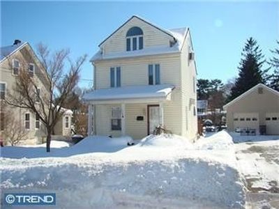 116 W Summit Ave, West Grove, PA, 19390