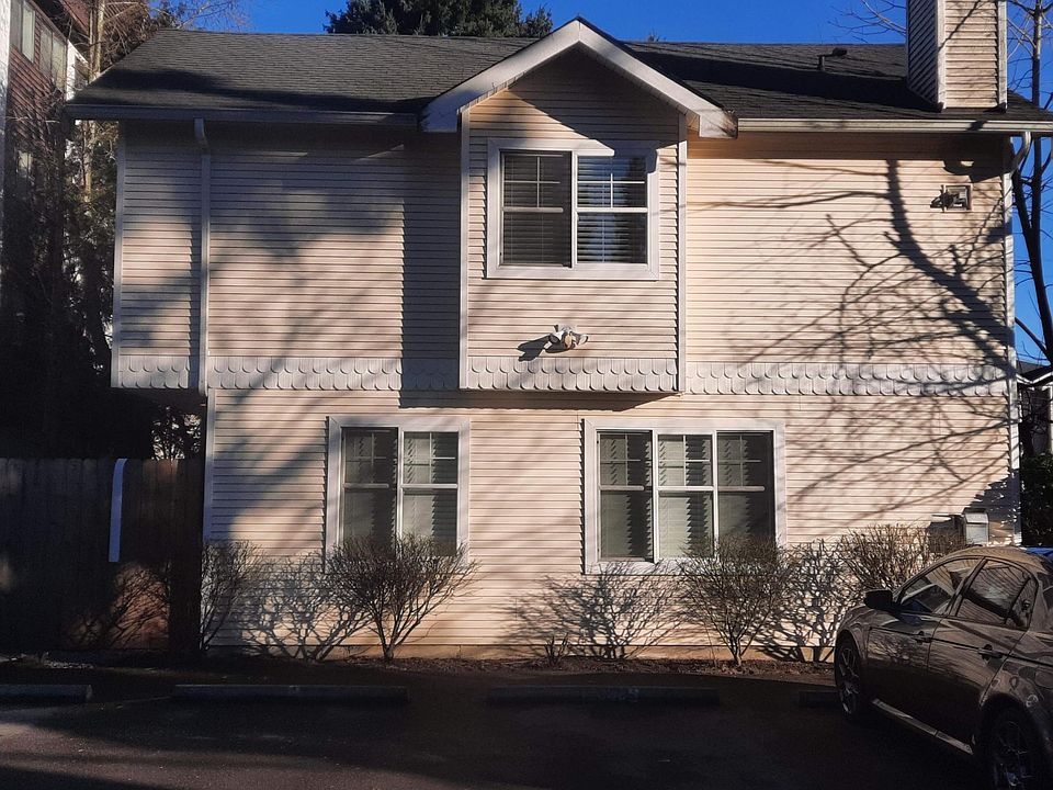 1st image of 12033 28th Ave NE Unit A
