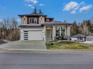 33945 Tooley Pl, Mission, BC V2V 0G5