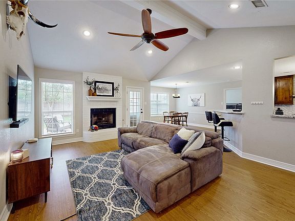 5th image of 4607 Caddie Ct