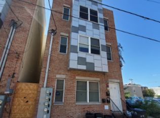 1544 Willington St, Philadelphia, PA 19121