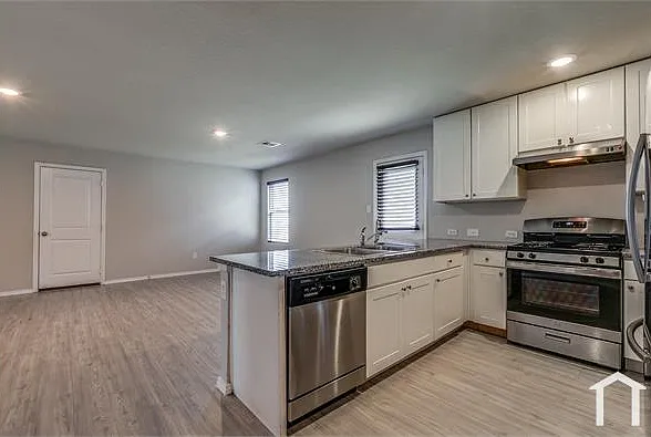 318 Pradera Cv — Photo 16