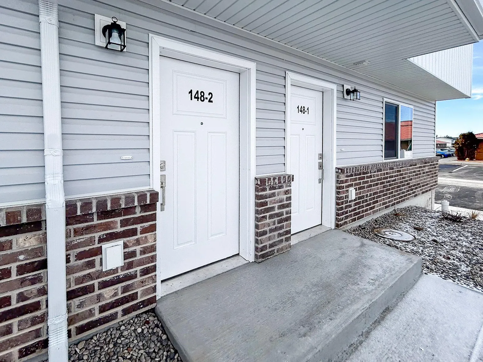 3 bed, 2.5 bath, 1600 sqft, $1,600 — Photo 3