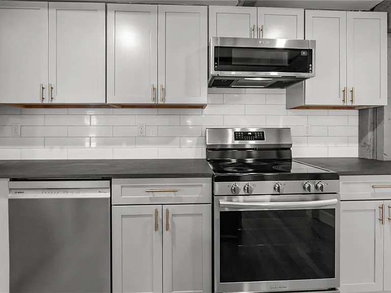 474 Thames St #1-R — Photo 4
