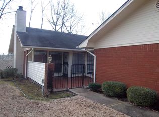 8 Summerset Pl, Pine Bluff, AR 71603