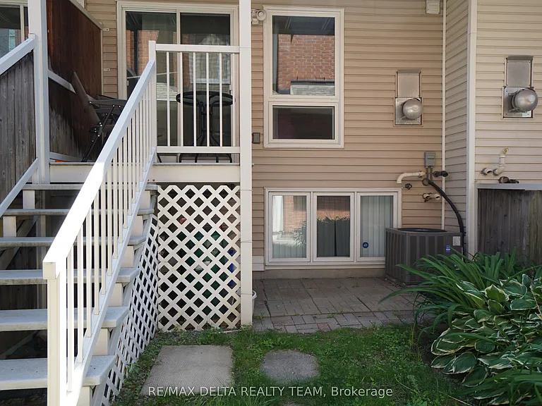 525 Lisgar St #7 — Photo 15