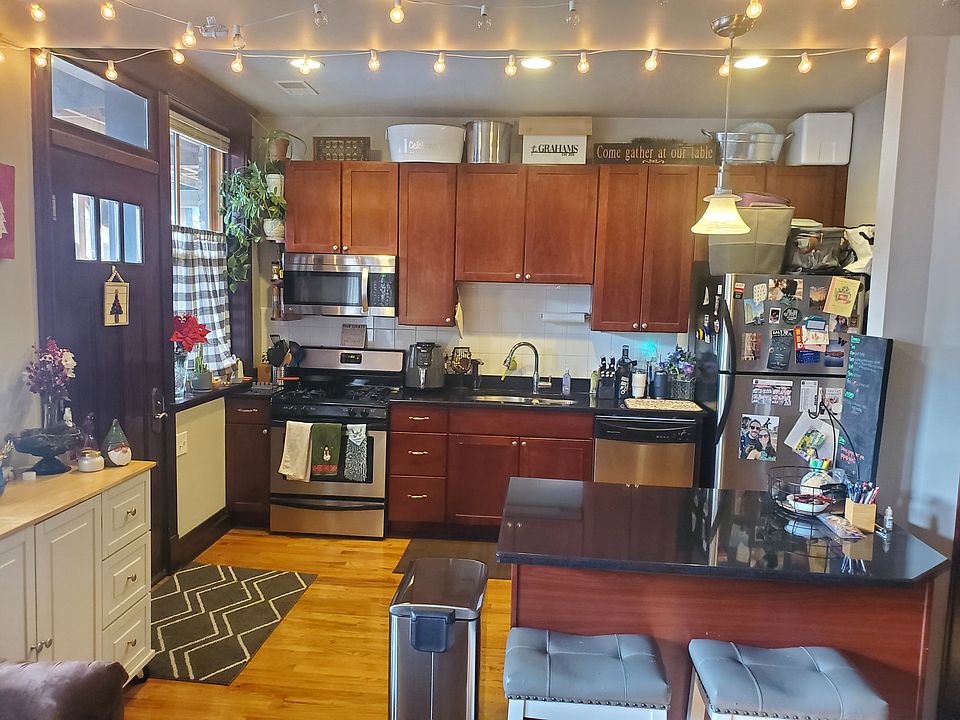 1st image of 2113 W North Ave APT 2E