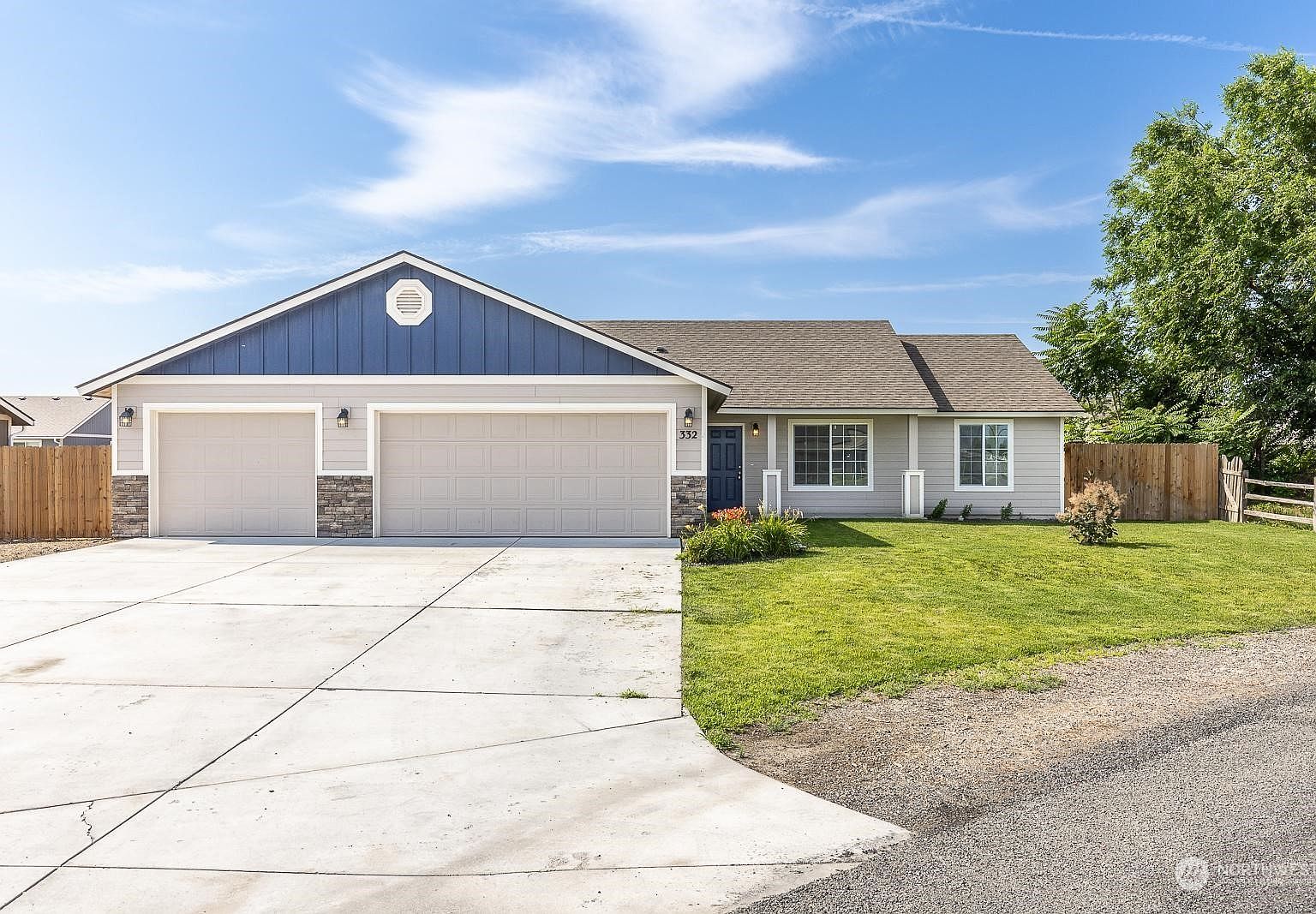 332 E 15th Place, Kennewick, WA 99337 MLS 2137218 Zillow