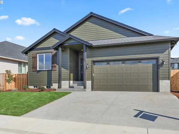 2833 NE Samson Ave #33, Estacada, OR 97023