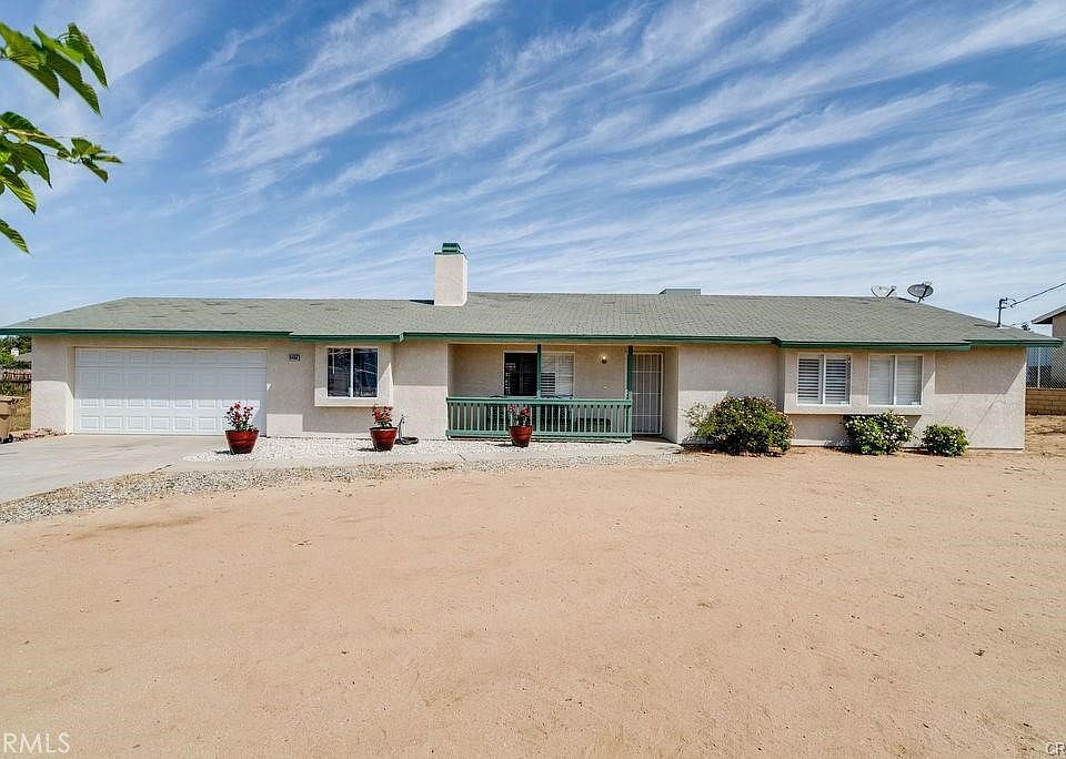 1st image of 18468 Plumas St