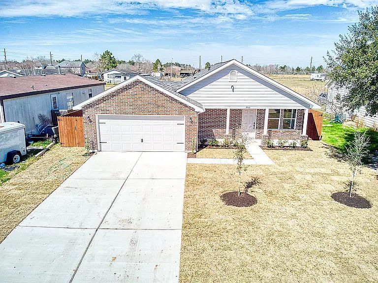 1st image of 3526 Brook Shadow Dr