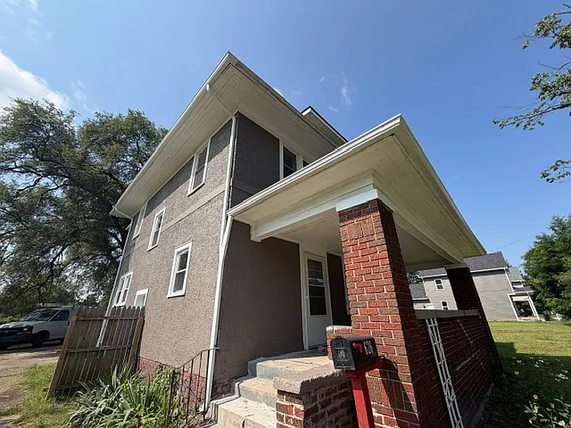 626 E Dayton St — Photo 14