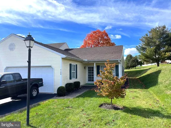 1108 Village Way, York, PA 17404