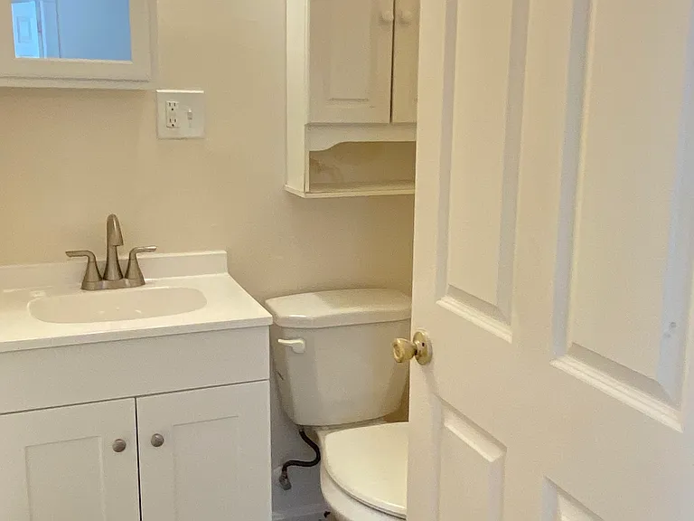 24 Eden St #4 — Photo 19
