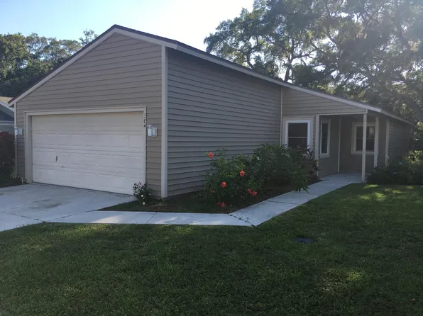 364 Bearded Oaks Cir, Sarasota, FL 34232