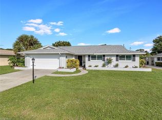 1037 El Rio Ave, Fort Myers, FL 33919