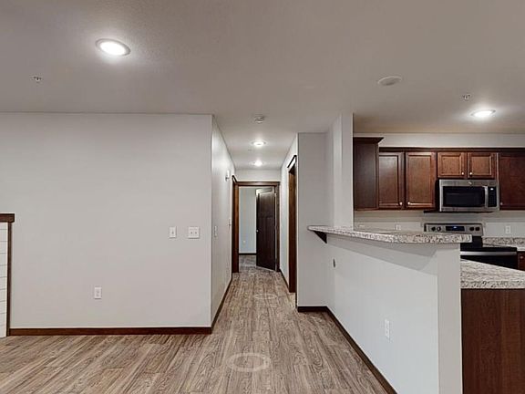 3rd image of 1269 Daphne Cir #3