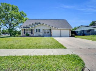 2610 Cheyenne St, Irving, TX 75062