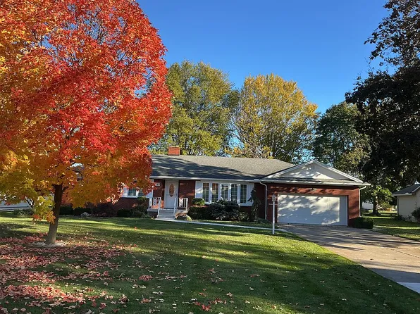 240 Ruff Dr, Monroe, MI 48162