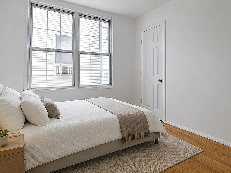 185 Metropolitan Ave #1B — Photo 2