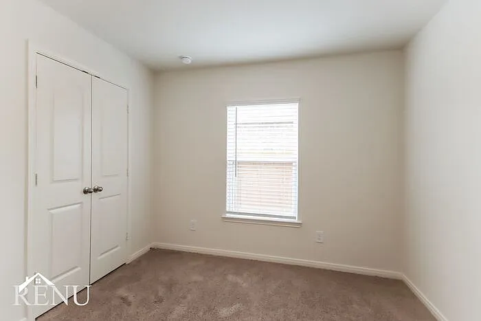 10474 Sweetwater Creek Dr — Photo 15