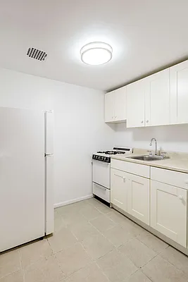 Rented by Town Residential | media 16