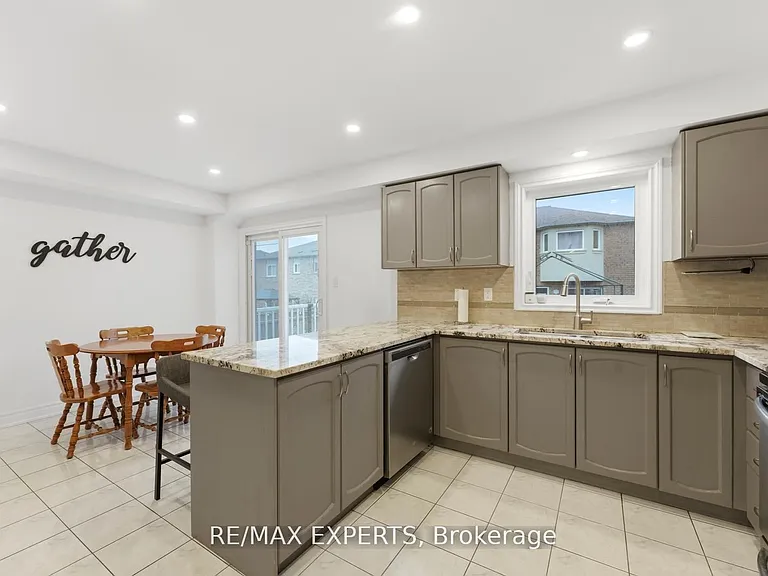 22 Wedgewood Pl — Photo 13