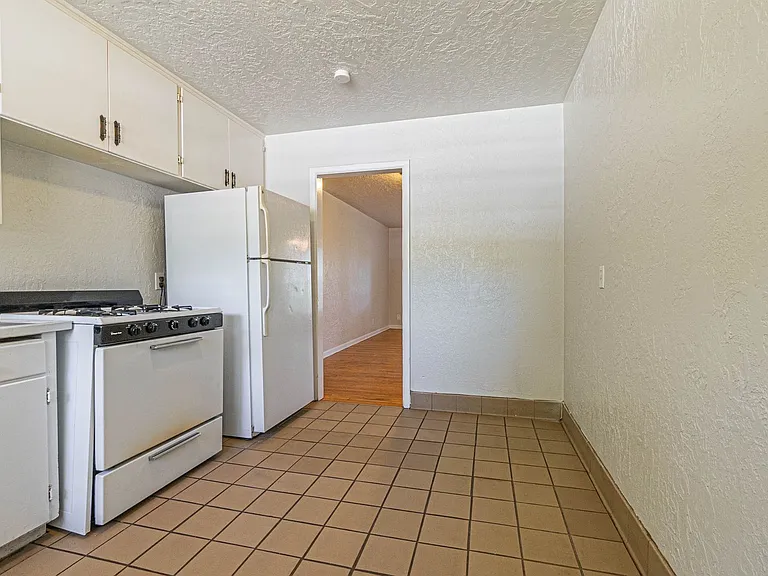 1510 Huntington Way — Photo 8