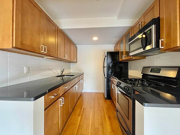 2nd image of 31-10 23rd St #3C